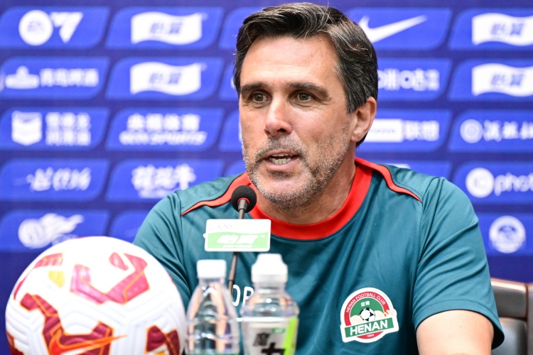 9博体育-豫媒：河南队“寻枪”成为当务之急 牛梓屹将前往大连队